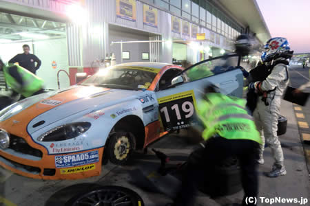 井原慶子、クラス13位でドバイ24時間を完走