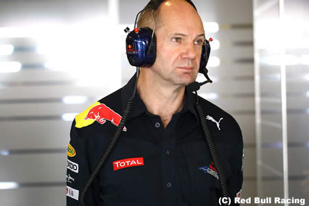 フェラーリ、レッドブルのエイドリアン・ニューイ加入の可能性に含み