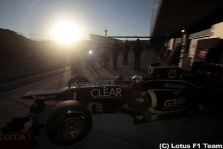 ロータスの車体の問題はフロントサスペンションが原因か？