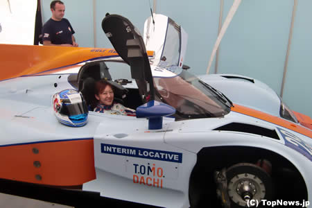 井原慶子、WECで復興支援プロジェクト「TOMODACHI」をPR