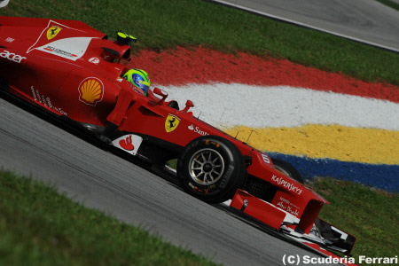 フェリペ・マッサ「アロンソとは違うプログラムだからタイムに差がある」