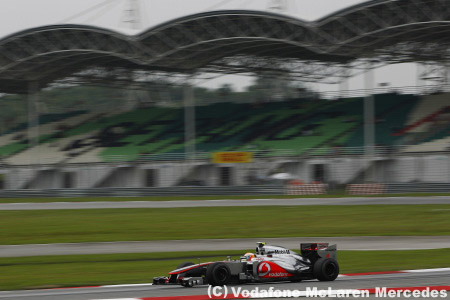 ルイス・ハミルトン「スタートを決めて、きちんと前にとどまりたい」