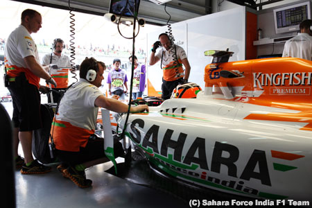 数億円がからむ「ミニ・スパイ」疑惑