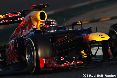 レッドブルのフロントウイングに注目するライバルチーム