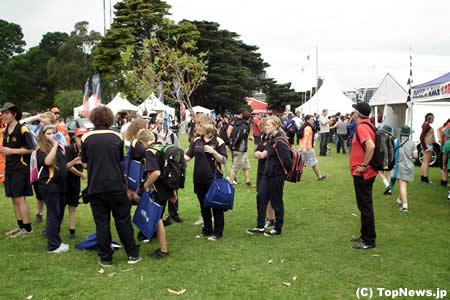 F1オーストラリアGP、たくさんの子どもが観戦　その1