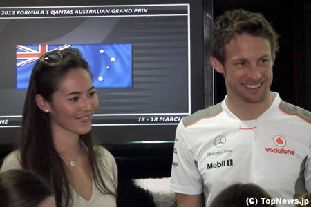 道端ジェシカ、開幕戦からバトンを現地応援＝F1オーストラリアGP　その2