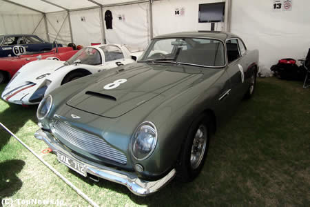 F1オーストラリアGPのヒストリックカー（Aston Martin DB4 Vantage）