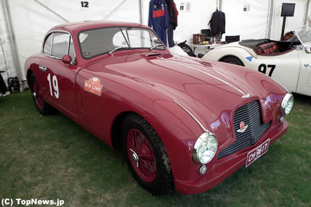 F1オーストラリアGPのヒストリックカー（Aston Martin DB2 Vantage）