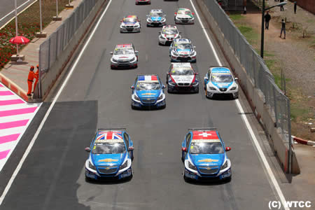 WTCC第3戦マラケシュ、アラン・メニュとイバン・ミュラーが優勝