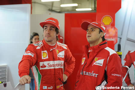 フェリペ・マッサはフェルナンド・アロンソから学ぶべきとフェラーリ