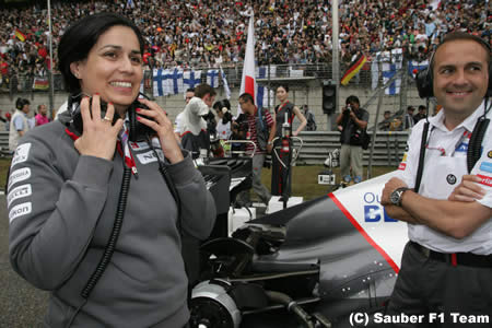 ザウバーCEO、F1イン・スクールズを支援