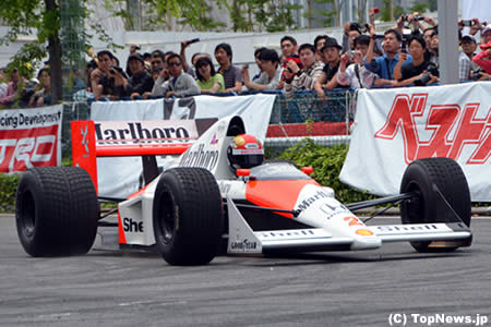 ロータス78＆マクラーレン・ホンダMP4／5がお台場で疾走！