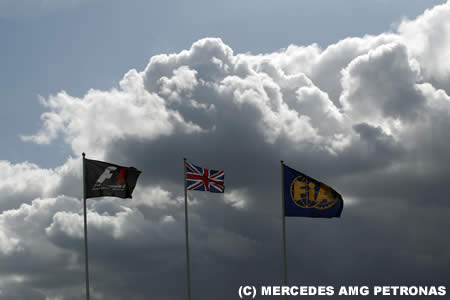 F1ボス、シルバーストンでのF1若手テストを阻止？