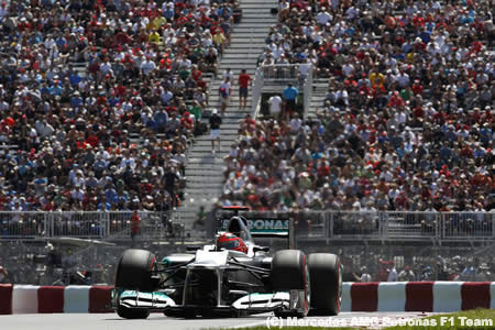 ミハエル・シューマッハ「今週末はトラブルを避けられなかった」