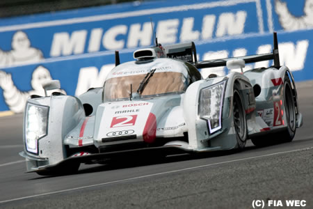 アウディ2号車がまさかのクラッシュもわずか数分でレース復帰