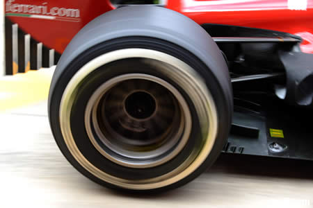 ピレリ「両コンパウンド間に大きな性能差はない」