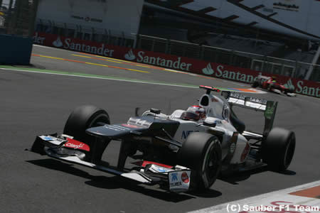 ザウバー「左フロントの装着に手間取った」