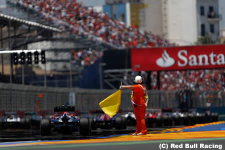 レッドブル、黄旗中のDRS使用について明確化を求める