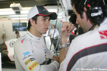 セルジオ・ペレス「シルバーストンで追い抜くのはバレンシアより難しい」