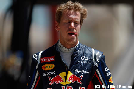 セバスチャン・ベッテル、リタイア後の態度で警告を受ける