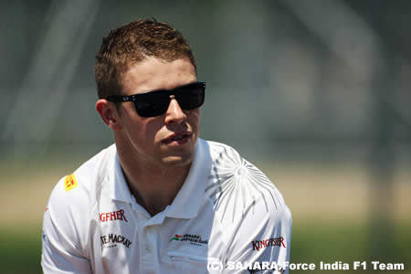 ポール・ディ・レスタ、マネジャーのハミルトン父と決別