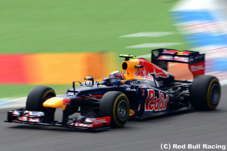 マーク・ウェバー、ギアボックス交換で5グリッド降格