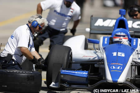 佐藤琢磨「くやしい。1位まであとちょっとでした」＝インディ第11戦