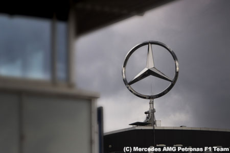 F1ボス、メルセデスAMGと会談