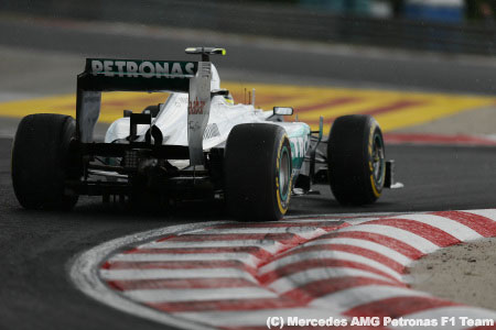 ニコ・ロズベルグ「1ポイント獲得できて喜んでいる場合ではない」