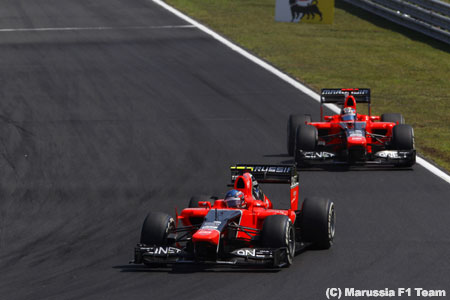 マルシャの2人、仲たがいか？