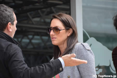 F1イギリスGPの美女　その13