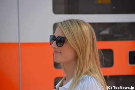 F1イギリスGPの美女　その16