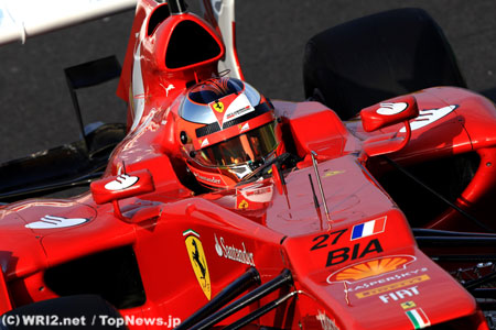 ドライバー識別に専用の「シャークフィン」導入か？