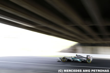 ロズベルグ「グロジャンがウェバーに追突したのがアクシデントの引き金」