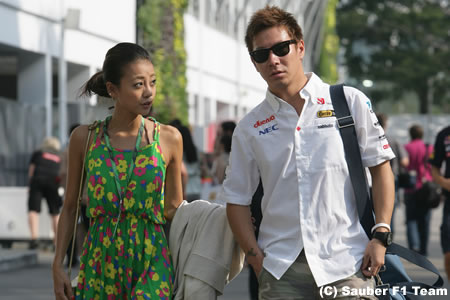 あびる優、可夢偉のF1初表彰台は「忘れられない幸せな日」