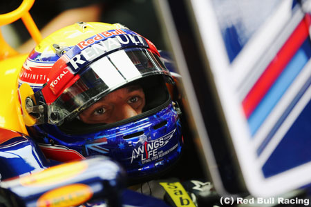 異なる目標を抱くウェバーとバトン