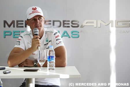 シューマッハは2013年も世界を飛び回る？