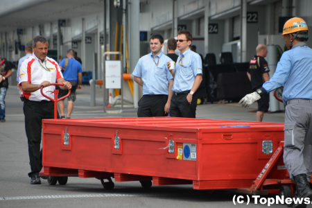 フェラーリ、日本GP中でもイタリアから部品到着