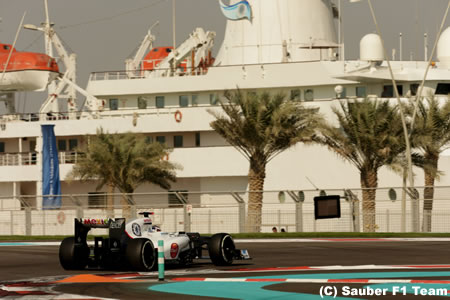 ザウバー「パフォーマンスには到底満足していない」