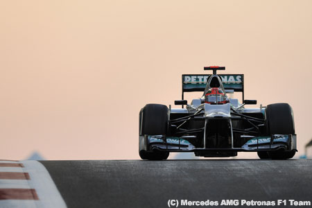 メルセデスAMG不調の原因はダブルDRSか