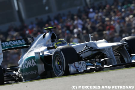 ロズベルグ「古い排気システムで走った」