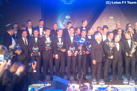 ベッテルとライコネン、常識破りのFIA表彰式