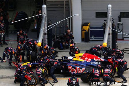 有能スタッフの囲い込みに必死なレッドブル