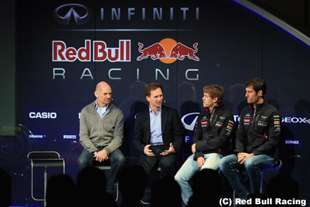 レッドブル、ウェバーに不満なし