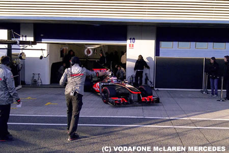 2013年F1テストが開幕。バトンが早速コース上にストップ