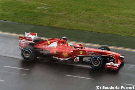 アロンソ「表彰台が現実的な目標」