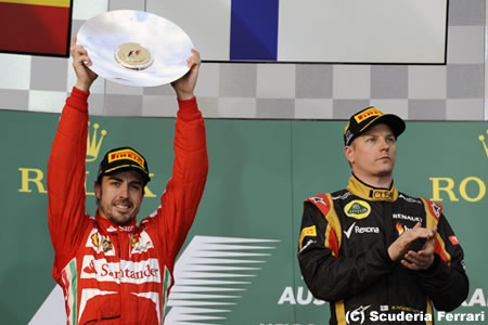 アロンソ「レッドブルより前でフィニッシュすると、優勝した気分になる」