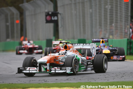 スーティル、驚異のF1復帰戦