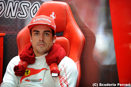 アロンソ、F1マレーシアGP決勝でライコネンからのプレシャーを予想