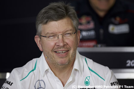 メルセデスAMG、チーム代表交代をほぼ認める